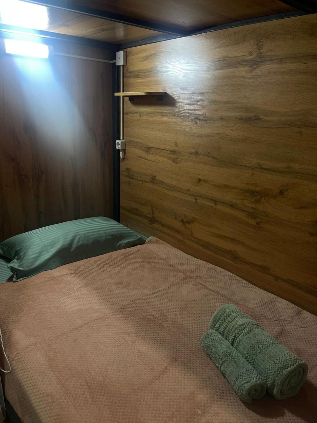 Hostel Kochevnik Capsule Hotel 阿拉木图 外观 照片