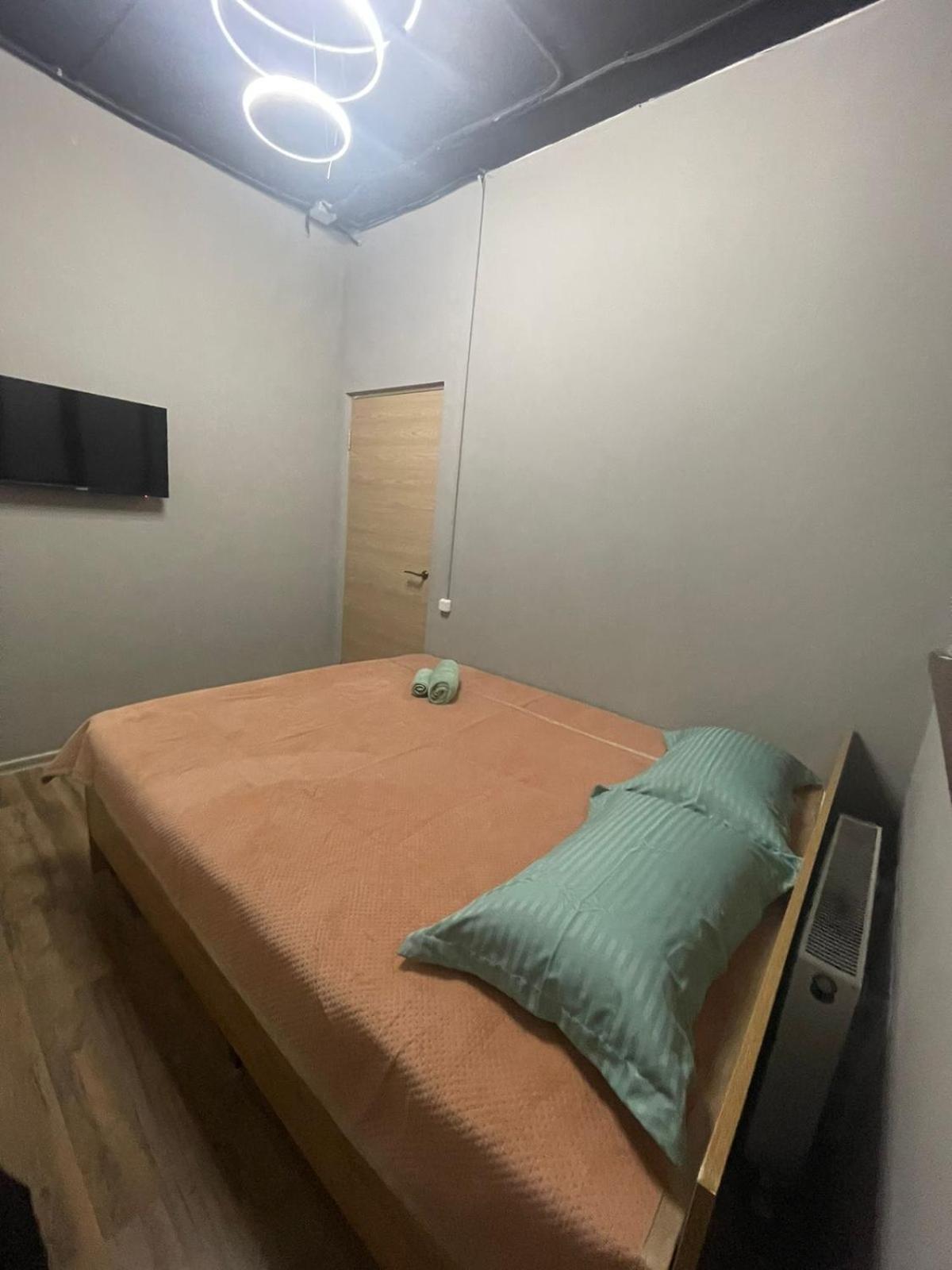 Hostel Kochevnik Capsule Hotel 阿拉木图 外观 照片