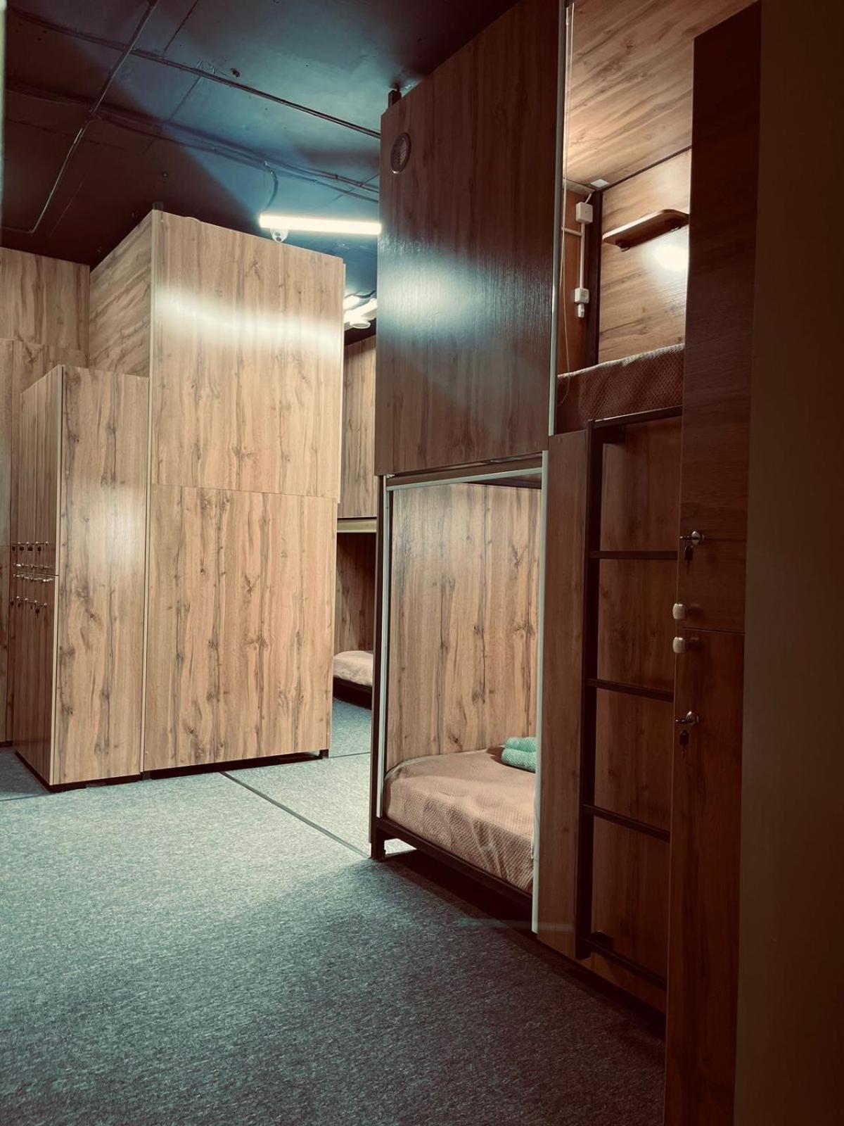 Hostel Kochevnik Capsule Hotel 阿拉木图 外观 照片